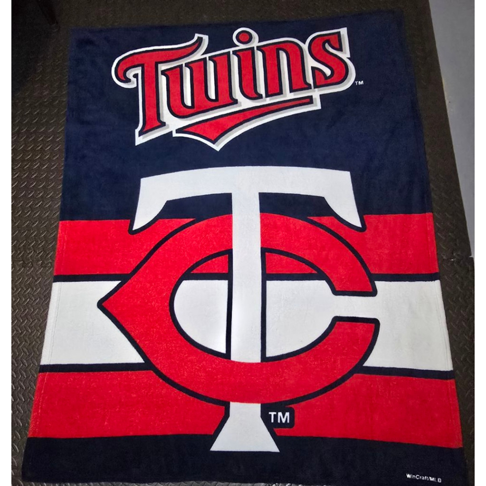 Fanatics Twin Minnesota Twins MLB Fleece Blanket Blue Red 50x60